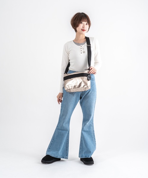 Jack Gomme(ジャックゴム)の「【JACK GOMME/ジャックゴム】ショルダーバッグ メッセンジャーバッグ RIGA(ショルダーバッグ・レディース・ブラック/ホワイト/カーキ/ゴールド/アイボリー/ブルー/ガンメタ/ブラウン/パープル・FREE)」の22枚目の写真