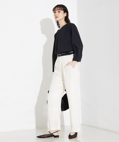 qualite（カリテ）の「2WAYストレッチタックブラウス/オフィスカジュアル（シャツ/ブラウス・レディース・ブラック/オフホワイト・フリー）」の13枚目の写真