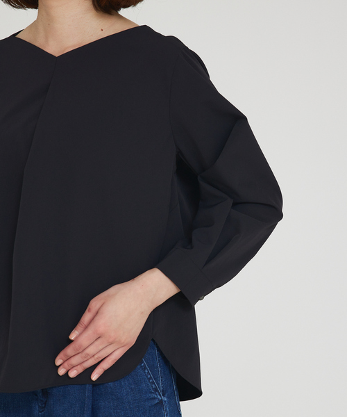 qualite（カリテ）の「2WAYストレッチタックブラウス/オフィスカジュアル（シャツ/ブラウス・レディース・ブラック/オフホワイト・フリー）」の20枚目の写真
