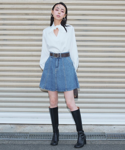 Narcissus（ナルシス）の「デニムフレアミニスカート（スカート・レディース・ブルー・FREE）」の2枚目の写真