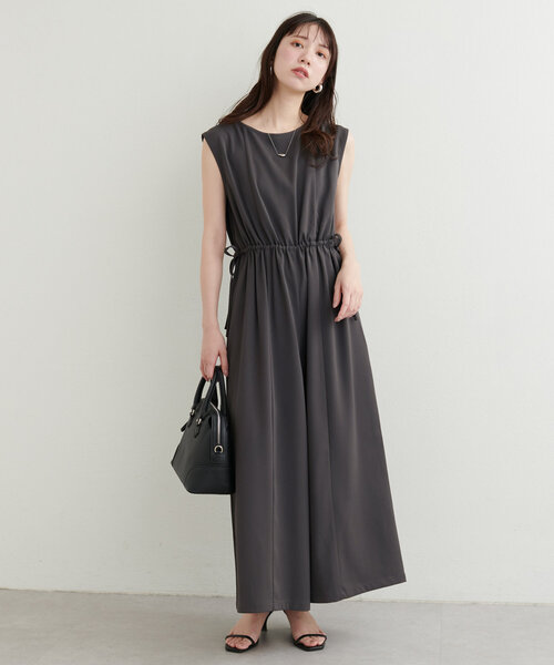 natural couture（ナチュラルクチュール）の「【WEB限定】バックシャーリングロンパース（その他パンツ・レディース・グレイッシュベージュ/チャコールグレー/その他1・FREE）」の21枚目の写真