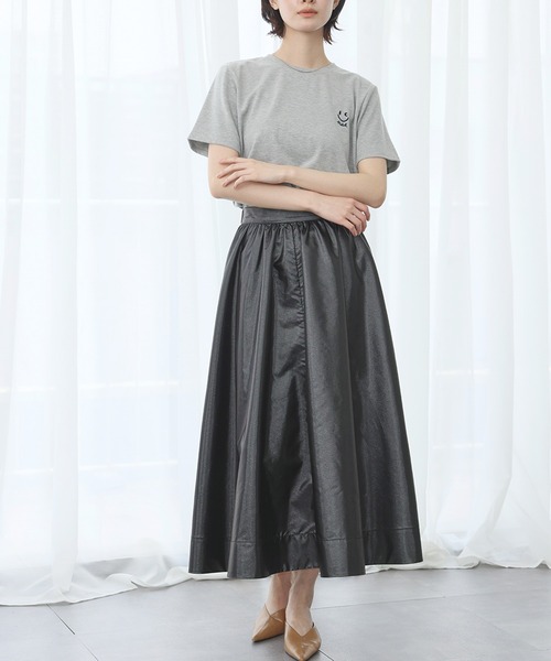 LOWO(ロワ)の「ワンポイントスマイリー刺繍Tシャツ カットソー(Tシャツ/カットソー・レディース・グレー/オフホワイト/チャコールグレー/ブラック/ピンク・FREE)」の7枚目の写真
