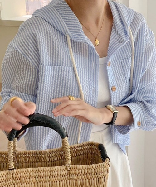値下げしました✨ブラウス 青ストライプ　フード付き 長袖 薄手 セール】 カットワーク刺繍ストライプブラウス （シャツ