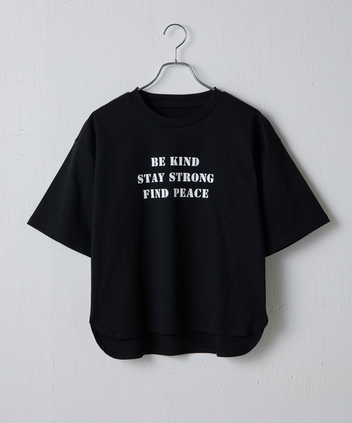 COLONY 2139(コロニートゥーワンスリーナイン)の「スマートラウンド半袖ロゴTシャツBEKIND(Tシャツ/カットソー・レディース・グレー/イエロー/ブラック/ホワイト/ブラウン・FREE)」の3枚目の写真