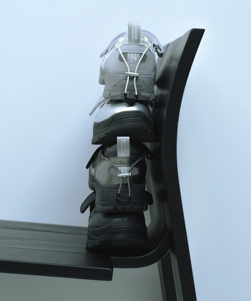 ROCKFISH WEATHERWEAR（ロックフィッシュウェザーウェア）の「BRYN VELCRO SNEAKRES(MESH)（スニーカー・レディース・ブラック/シルバー/ホワイト/シルバー系・23.0cm/23.5cm/24.0cm/24.5cm/25.0cm）」の21枚目の写真