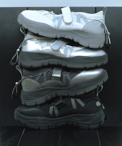 ROCKFISH WEATHERWEAR（ロックフィッシュウェザーウェア）の「BRYN VELCRO SNEAKRES(MESH)（スニーカー・レディース・ブラック/シルバー/ホワイト/シルバー系・23.0cm/23.5cm/24.0cm/24.5cm/25.0cm）」の19枚目の写真