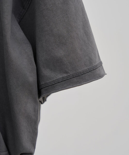 Another Branch olive des olive(アナザーブランチオリーブデオリーブ)の「裾ドロストロゴデザインプルオーバー(Tシャツ/カットソー・レディース・チャコールグレー/ピンク/ブルー/オフホワイト・FREE)」の9枚目の写真