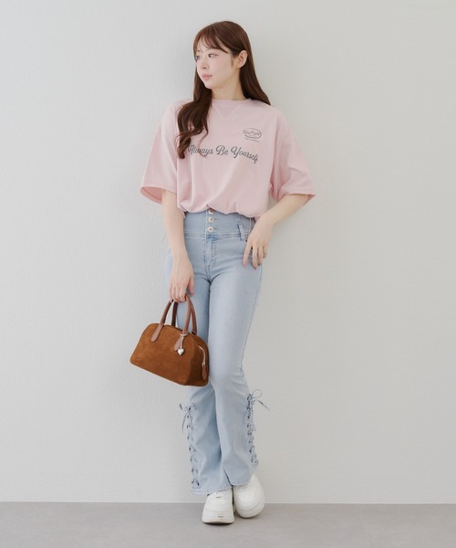 Another Branch olive des olive(アナザーブランチオリーブデオリーブ)の「裾ドロストロゴデザインプルオーバー(Tシャツ/カットソー・レディース・チャコールグレー/ピンク/ブルー/オフホワイト・FREE)」の20枚目の写真
