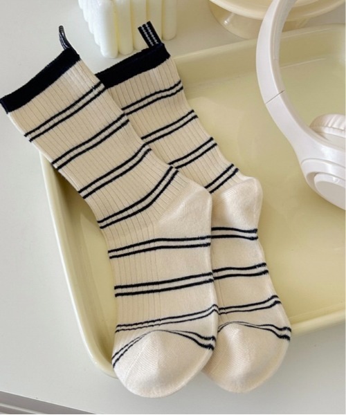 Burner(バーナー)の「【OKUOKU 0909】アソート シンプル ソックス oku-socks-g3-7(ソックス/靴下・レディース・ブラック/ベージュ/クリーム/ブラック系その他2/ホワイト系その他2/イエロー系その他2/ピンク系その他2/ベージュ系その他3/グリーン系その他2/ブルー系その他2/ブラック系その他4/グレー系その他4/ベージュ系その他2/ベージュ系3/サックスブルー系3/パープル系その他2/グレー系その他5/ブラック系その他5/ホワイト系その他5/ホワイト系その他/ベージュ系その他/ホワイト系その他3/ブラック系その他6/ブラック系その他/ブラック系その他3/ホワイト系その他4/グレー/ブルー系その他3・FREE)」の20枚目の写真