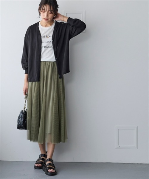 nissen（ニッセン）の「綿混うすカルⅤネックゆるシルエットカーディガン（UVカット・吸汗速乾・抗菌防臭・毛玉防止）＜大きいサイズ有＞（カーディガン/ボレロ・レディース・ブラック/オフホワイト/ネイビー/ラベンダー/イエロー・L～LL/S～Ｍ）」の9枚目の写真