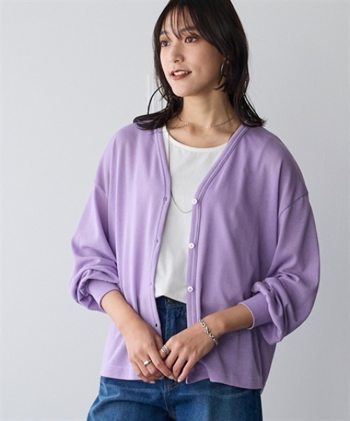 nissen（ニッセン）の「綿混うすカルⅤネックゆるシルエットカーディガン（UVカット・吸汗速乾・抗菌防臭・毛玉防止）＜大きいサイズ有＞（カーディガン/ボレロ・レディース・ブラック/オフホワイト/ネイビー/ラベンダー/イエロー・L～LL/S～Ｍ）」の13枚目の写真