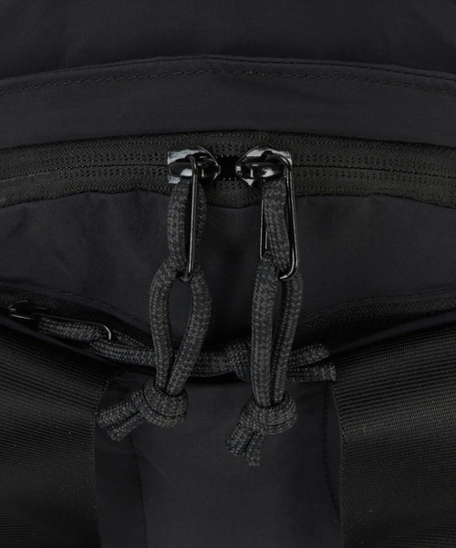 THE NORTH FACE(ザノースフェイス)の「国内未発売 THE NORTH FACE(ザ・ノースフェイス)/軽量 リュックサック バックパック ミニ 小さめ コンパクト/W NEVER STOP MINI BACKPACK(バックパック/リュック・レディース・ブラック/グレイッシュベージュ/カーキ・FREE)」の20枚目の写真