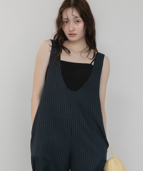 HEILIS(ヘイリス)の「【Original】Uネックオールインワン/サロペット ロンパース 夏服 春服 秋服 ロング丈 フルレングス オーバーサイズ カジュアル ノームコア リラックス レイヤード 韓国(サロペット/オーバーオール・レディース・グレー/ブラック/ネイビー・FREE)」の9枚目の写真