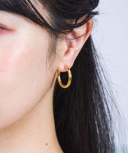 極美品！トムウッド　クラッシック　フープ　ピアス　medium TOMWOOD - 【残り一点】Classic Hoops Medium(SILVER) | ACRMTSM