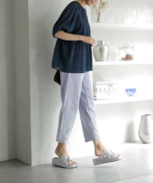 STYLE DELI(スタイルデリ)の「シャリ感シアーピンタックブラウス(シャツ/ブラウス・レディース・ホワイト/ネイビー/レッド系・FREE)」の10枚目の写真