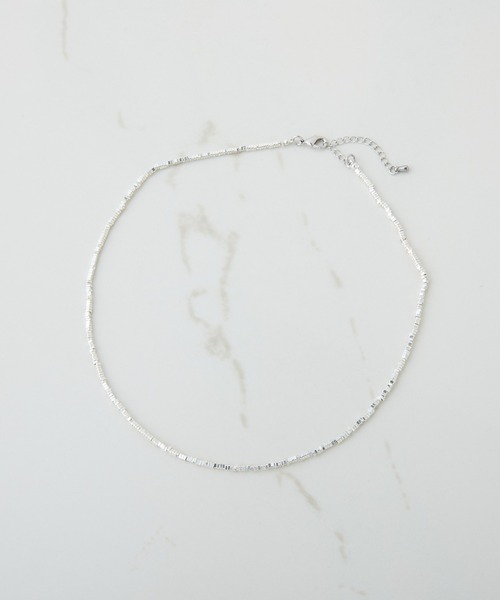 PAPILLONNER（パピヨネ）の「スクエアビーズネックレス（ネックレス・レディース・シルバー/グリーン・FREE）」の7枚目の写真