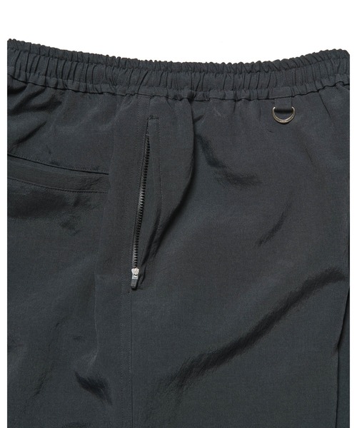 SOPHNET.(ソフネット)の「HOLLOW TUSSAH WIDE-FIT JOGGER PANTS(その他パンツ・メンズ・ブラック/セージグリーン・1/2/4/3)」の5枚目の写真