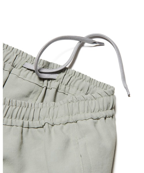 SOPHNET.(ソフネット)の「HOLLOW TUSSAH WIDE-FIT JOGGER PANTS(その他パンツ・メンズ・ブラック/セージグリーン・1/2/4/3)」の9枚目の写真