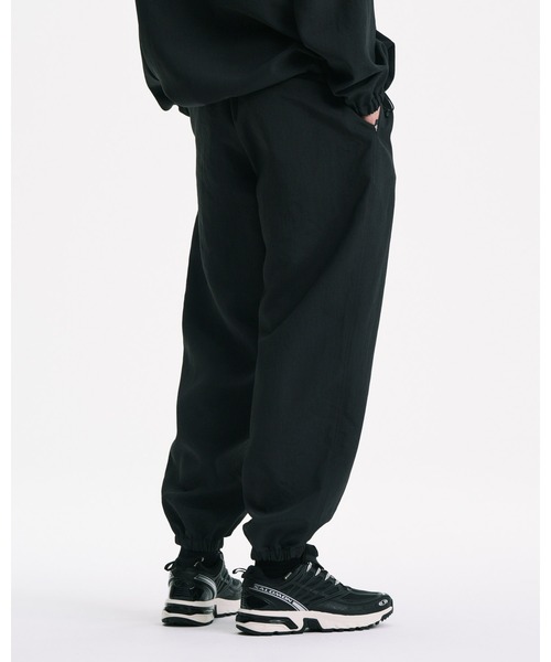 SOPHNET.(ソフネット)の「HOLLOW TUSSAH WIDE-FIT JOGGER PANTS(その他パンツ・メンズ・ブラック/セージグリーン・1/2/4/3)」の10枚目の写真