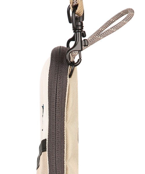 KAVU(カブー)の「KAVU/カブー Essential Case/エッセンシャルケース(ショルダーバッグ・メンズ・A・FREE)」の4枚目の写真