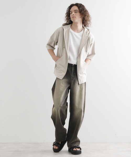 tk.TAKEO KIKUCHI（ティーケータケオキクチ）の「スタッズ ダブルZIPパーカ（パーカー・メンズ・ライトグレー/ブラック・03/02/01）」の5枚目の写真