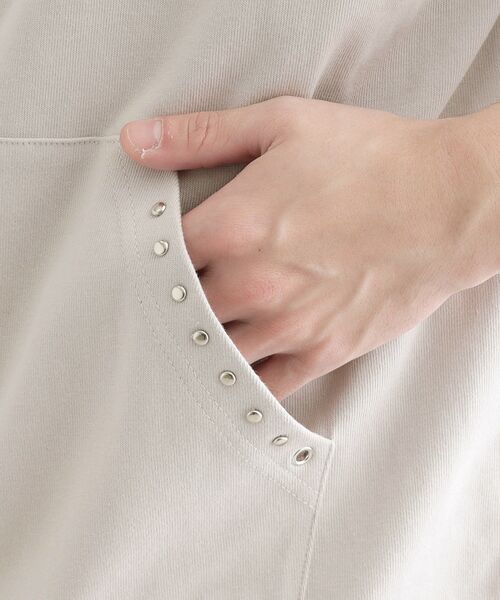 tk.TAKEO KIKUCHI（ティーケータケオキクチ）の「スタッズ ダブルZIPパーカ（パーカー・メンズ・ライトグレー/ブラック・03/02/01）」の16枚目の写真