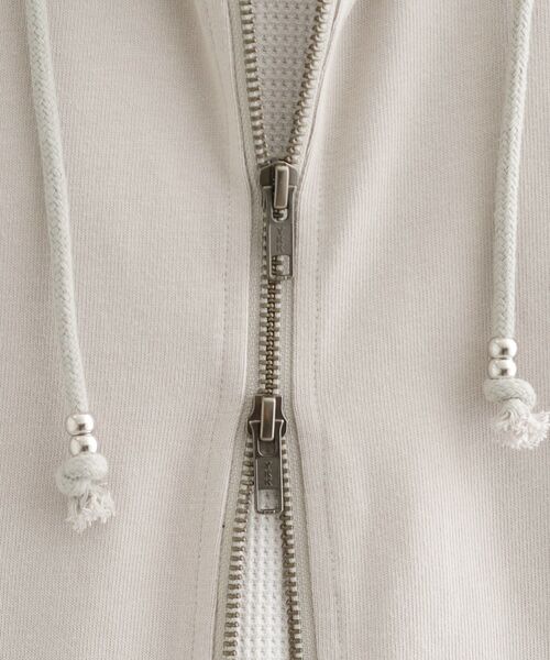 tk.TAKEO KIKUCHI（ティーケータケオキクチ）の「スタッズ ダブルZIPパーカ（パーカー・メンズ・ライトグレー/ブラック・03/02/01）」の19枚目の写真