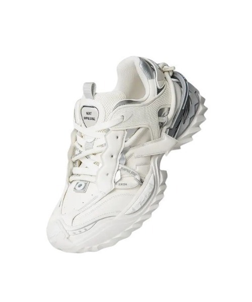 NEXT IMPULSIVE(ネクストインプルーシブ)の「【NEXT IMPULSIVE】Burden Reduction Series / ボリュームスニーカー(スニーカー・メンズ・シルバー/ホワイト・25.0cm/24.5cm/24.0cm/23.5cm/27.0cm/26.5cm)」の4枚目の写真