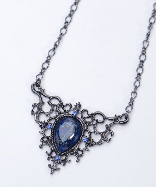 axes femme POETIQUE（アクシーズファムポエティック）の「チェスナイト封入ネックレス（ネックレス・レディース・シルバー/ブラック・FREE）」の8枚目の写真