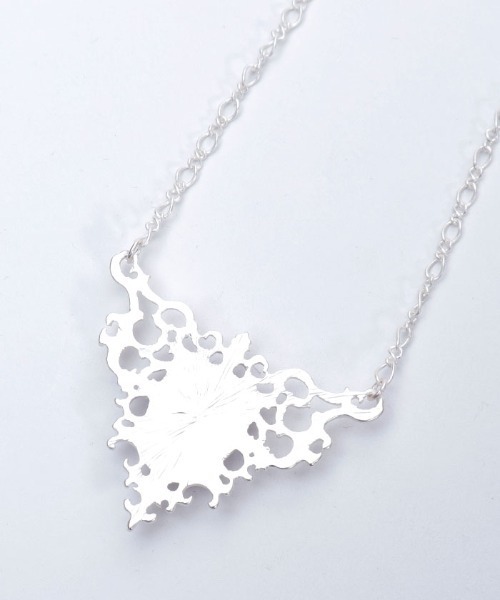 axes femme POETIQUE（アクシーズファムポエティック）の「チェスナイト封入ネックレス（ネックレス・レディース・シルバー/ブラック・FREE）」の14枚目の写真