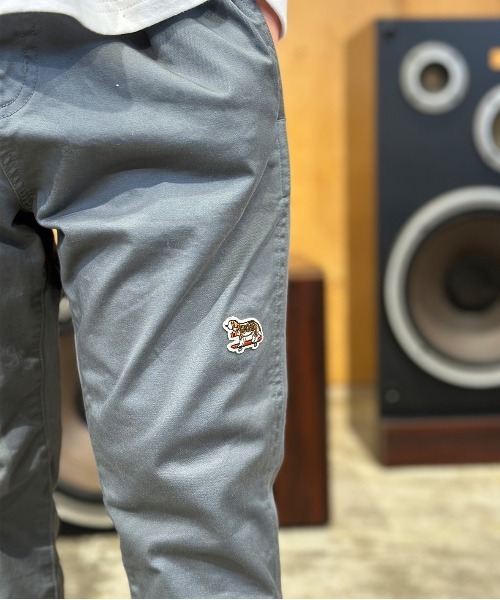 GROOVY COLORS(グルービーカラーズ)の「Stretch Twill CITY Pants(その他パンツ・キッズ・ワインレッド/グレー・145/135)」の8枚目の写真