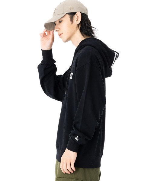 NEW ERA(ニューエラ)の「ニューエラ スウェットパーカー ボックスロゴ ONBSPOTZ別注(パーカー・メンズ・ブラック/ホワイト・XL/L/M/S/XXL)」の17枚目の写真