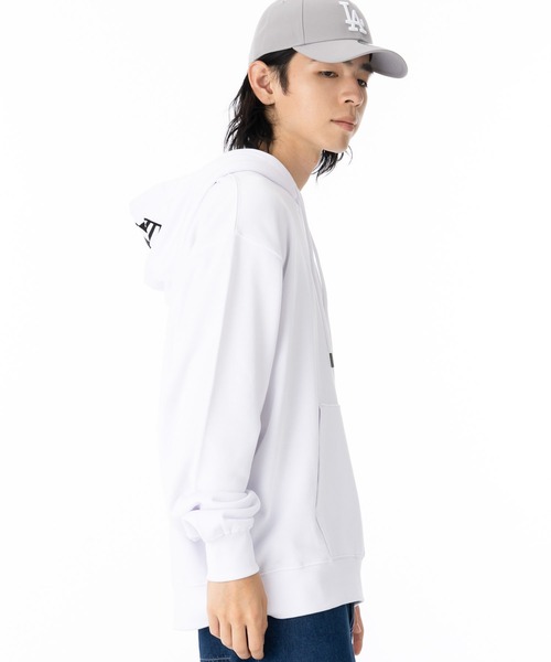 NEW ERA(ニューエラ)の「ニューエラ スウェットパーカー ボックスロゴ ONBSPOTZ別注(パーカー・メンズ・ブラック/ホワイト・XL/L/M/S/XXL)」の5枚目の写真