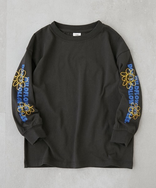 devirock（デビロック）の「綿100％ デビラボ BIGシルエット 袖プリント袖リブ 長袖Tシャツ（Tシャツ/カットソー・キッズ・ブラック系その他/ブラック系その他3/ブラック系その他5/ベージュ系その他3/ブラック系その他2/グレー系その他/イエロー系その他/ベージュ系その他/ブラック系その他4/ベージュ系その他2/ブラック系その他6/ベージュ系その他4/ブルー系その他・90cm/100cm/110cm/120cm/130cm/140cm/150cm/160cm）」の5枚目の写真