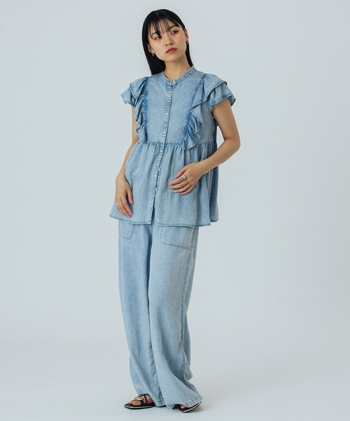 ROSE BUD(ローズバッド)の「LIGHT OZ DENIM FRILL BLOUSE(シャツ/ブラウス・レディース・ブラック/ブルー・ONE SIZE)」の10枚目の写真
