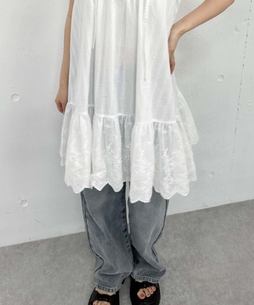 archives（アルシーヴ）の「スカラップコットンレースノースリミニワンピース（ワンピース・レディース・オフホワイト/ブラック・MEDIUM）」の20枚目の写真