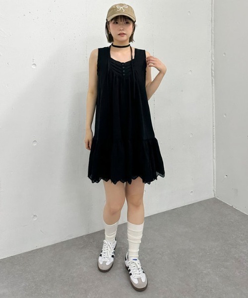 archives（アルシーヴ）の「スカラップコットンレースノースリミニワンピース（ワンピース・レディース・オフホワイト/ブラック・MEDIUM）」の11枚目の写真