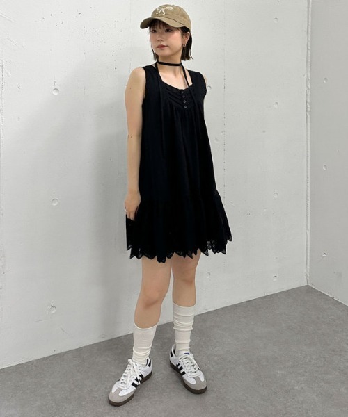 archives（アルシーヴ）の「スカラップコットンレースノースリミニワンピース（ワンピース・レディース・オフホワイト/ブラック・MEDIUM）」の10枚目の写真