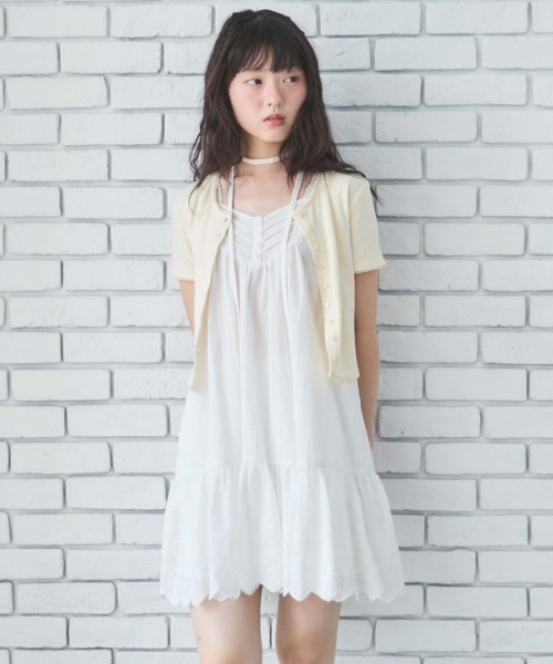 archives（アルシーヴ）の「スカラップコットンレースノースリミニワンピース（ワンピース・レディース・オフホワイト/ブラック・MEDIUM）」の8枚目の写真