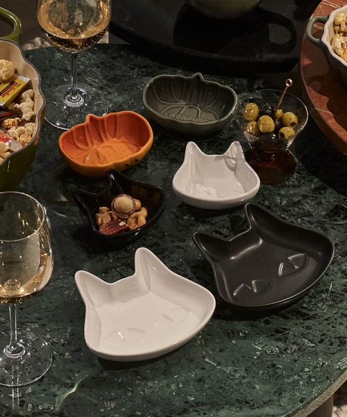 ミニ・キャット・プレート (2枚入り) マットブラック／ホワイト（食器