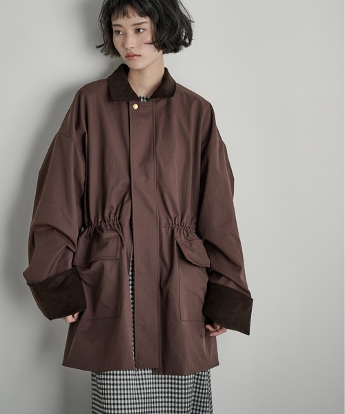 THE YOn(ザヨン)の「衿配色ミリタリーオーバージャケット(ミリタリージャケット・レディース・ピンク/ワイン/オリーブ・FREE)」の4枚目の写真