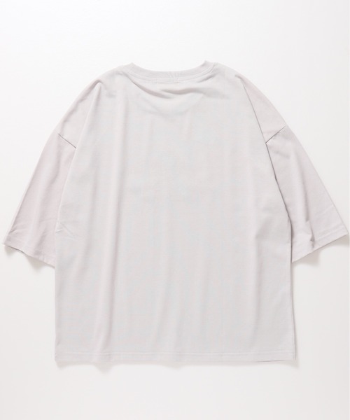 Disney(ディズニー)の「【DISNEY/ディズニー】プリント7分袖WIDEシルエットTシャツ ミッキー/ミニー/ドナルド/デイジー(Tシャツ/カットソー・レディース・ライトピンク/ライトグレー/マスタード/ミント・MEDIUM/LARGE)」の6枚目の写真