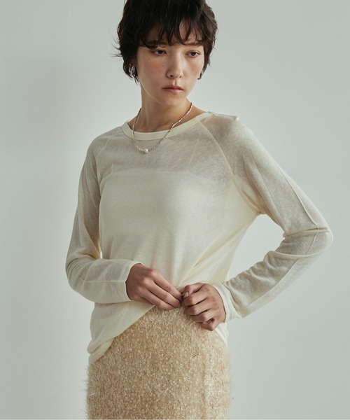 LOSCa（ロスカ）の「ラグランシアーロングT（Tシャツ/カットソー・レディース・チャコールグレー/グレー/ブラック/アイボリー・FREE）」の20枚目の写真