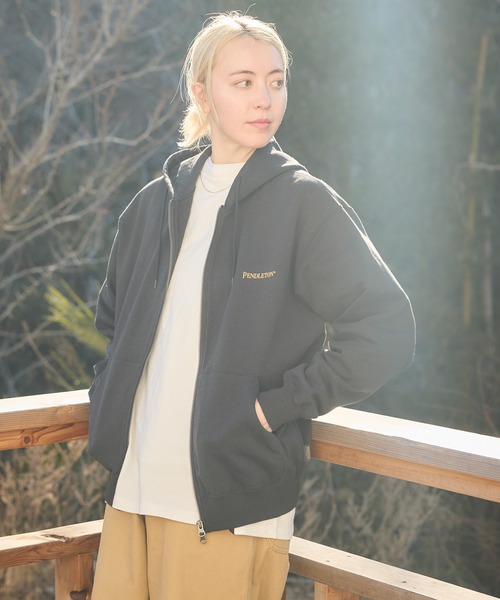 PENDLETON（ペンドルトン）の「PENDLETON/ペンドルトン ロングスリーブ バックプリント ジップアップフーディー（パーカー・メンズ・ブラック/ライトグレー/チャコールグレー・MEDIUM/LARGE）」の4枚目の写真