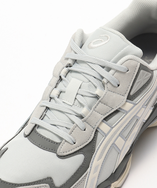 ASICS(アシックス)の「ASICS(アシックス) GEL-NYC 2055/020/021(スニーカー・メンズ・チャコールグレー/ライトグレー・29cm/28cm/27.5cm/27cm/26.5cm/26cm/25.5cm)」の8枚目の写真