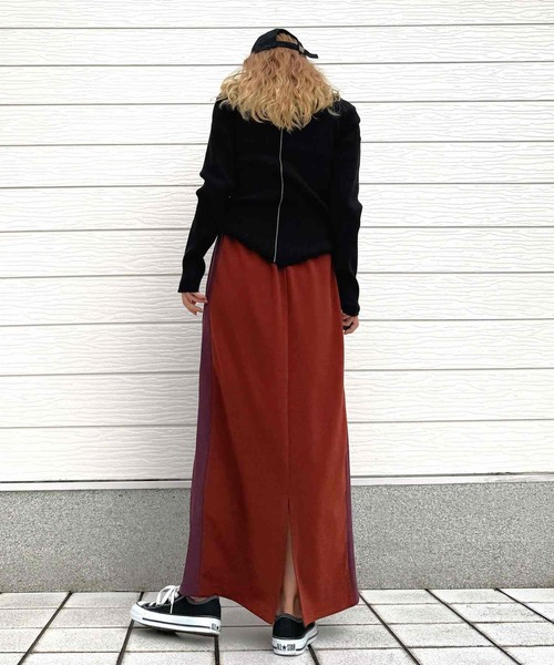 Q（キュー）の「ジョーゼットサイドラインスカート（スカート・レディース・テラコッタ/ブラック・MEDIUM）」の9枚目の写真