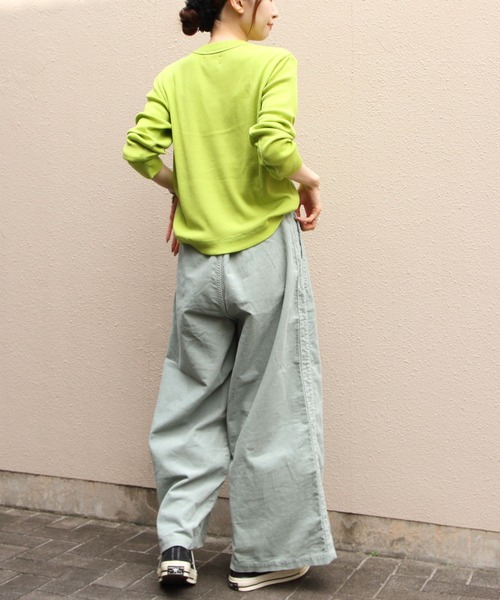 MEYAME（メヤメ）の「MEYAME/メヤメ　コーデュロイサイドラインワイドパンツ　CORDUROY SIDE LINE WODE PANTS（その他パンツ・レディース・グリーン/ピンク・1/0）」の7枚目の写真