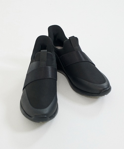 ing（イング）の「【レイン対応】スマートステップ イージーフィットスニーカー（スニーカー・レディース・ブラック/グレー・M/L/LL/S）」の2枚目の写真