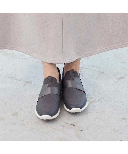 ing（イング）の「【レイン対応】スマートステップ イージーフィットスニーカー（スニーカー・レディース・ブラック/グレー・M/L/LL/S）」の10枚目の写真