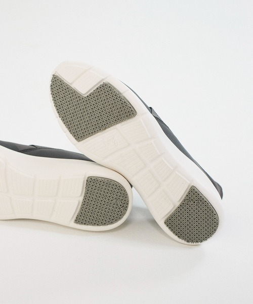 ing（イング）の「【レイン対応】スマートステップ イージーフィットスニーカー（スニーカー・レディース・ブラック/グレー・M/L/LL/S）」の21枚目の写真